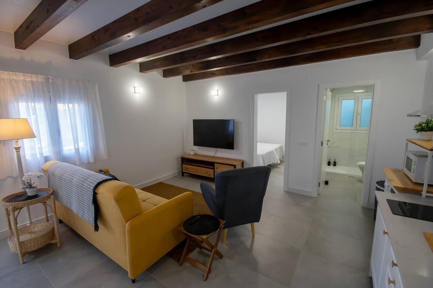 Apartamentos Marmolejos Galdar Bilik gambar
