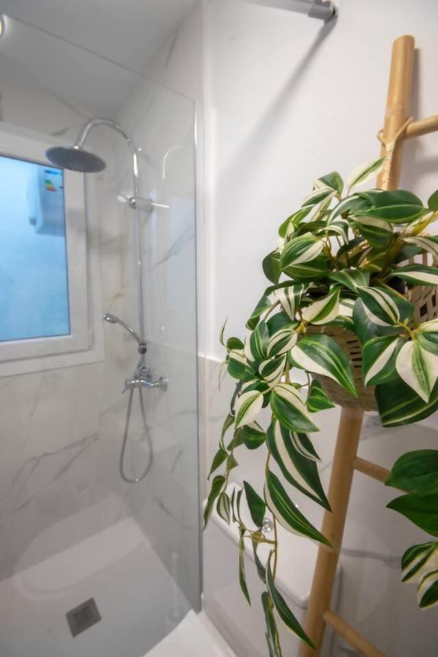 Apartamentos Marmolejos Galdar Bilik gambar