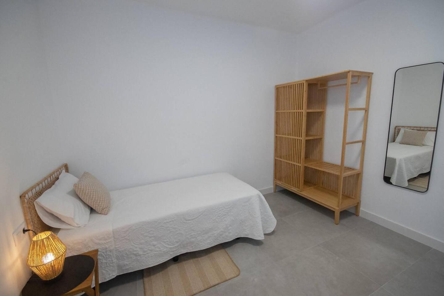 Apartamentos Marmolejos Galdar Bilik gambar