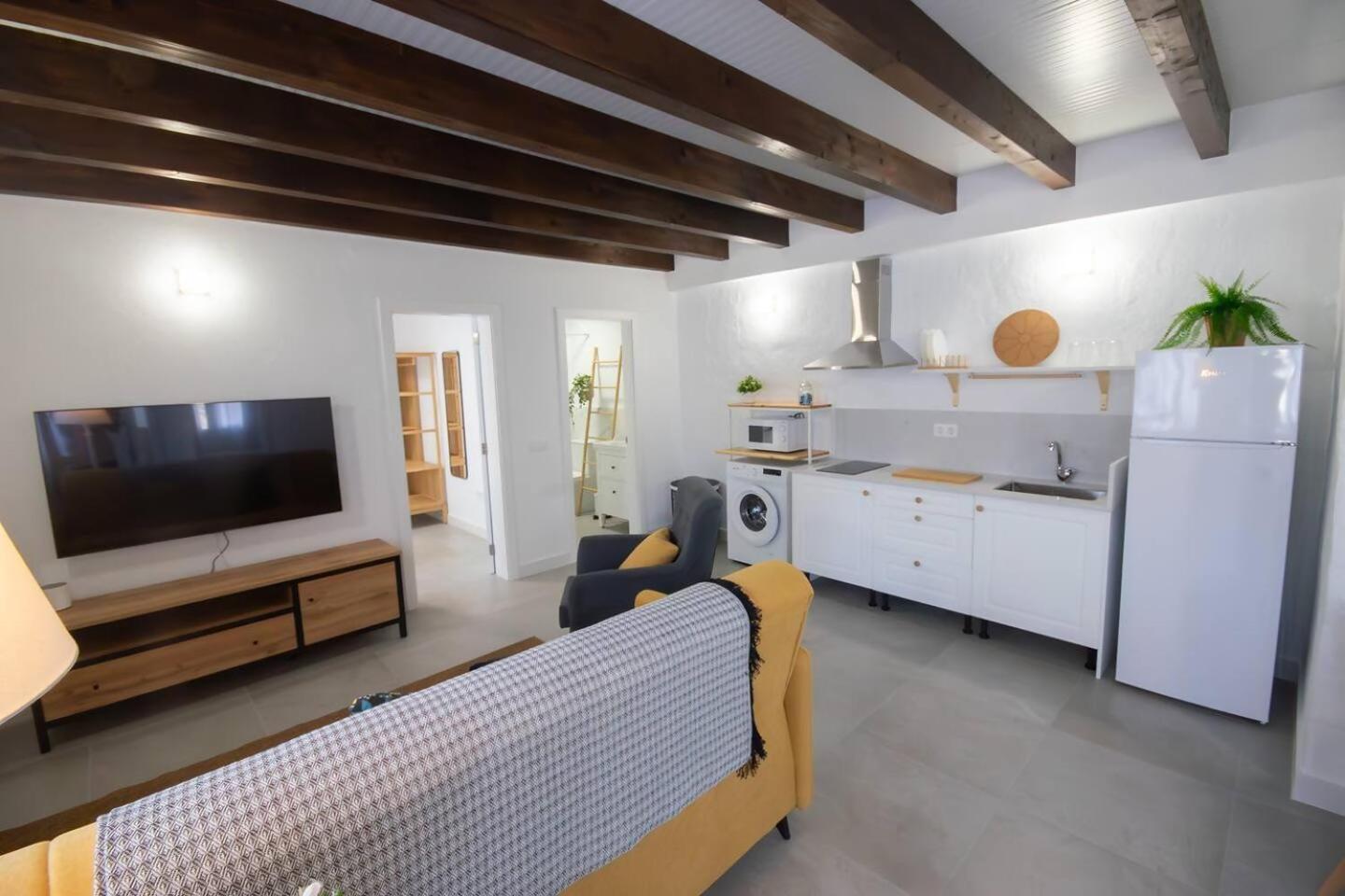 Apartamentos Marmolejos Galdar Bilik gambar